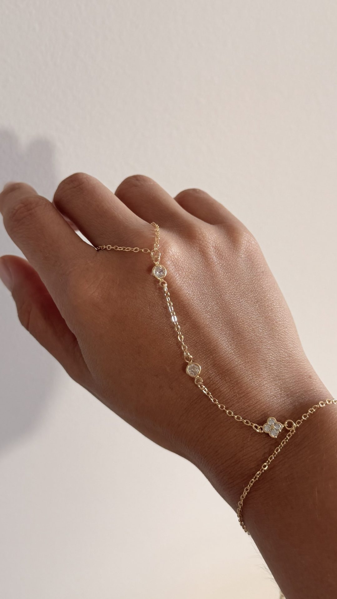 HAND CHAIN ARIA